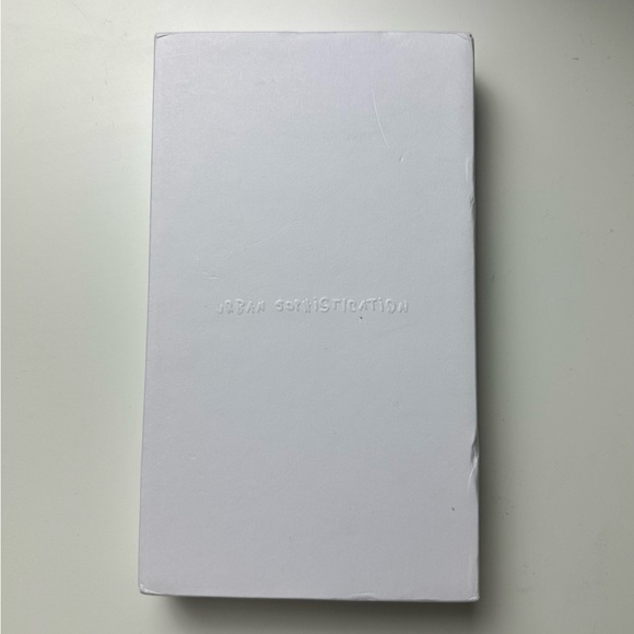 Urban Sophistication Puffer Case for  IPhone 11 Pro - Picture 2 of 7